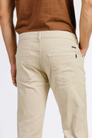 CALÇA JEANS SLIM BCO/PT